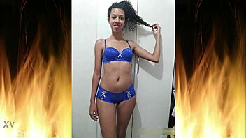 check out this beautiful brunette flashing her sexy lingerie in homemade exhibitionist fun! 😍👙