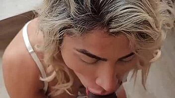 Canadian amateur gives her ass to Brazilian guy outdoors in public with intense passion