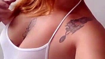 just passing by to remind you there's no one to sleep with in this cold