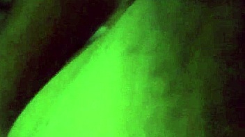 Chubby mature babe masturbates solo