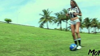 I Feel So Hot As Busty Amateur Takes Facial Cumshot After Intense Licking