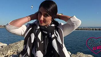 jade the 25-year-old naughty accountant getting sexy in lingerie 😏