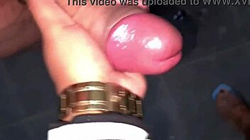 Amateurs get naked at gas station and fuck quickie in public pov style