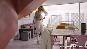 let me show you my house with trimmed pussy and big tits action 😘