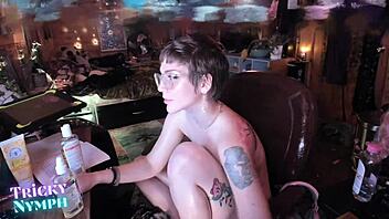 Wow! 2020 Stream Clip Highlights Cute Babe Masturbation with Vibrator!