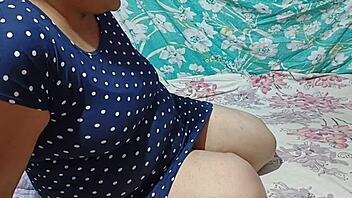 Real homemade sex with moaning Indian wife getting pounded hard!