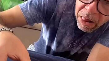 Now i'm smooth shaved - tired of being hairy 😏