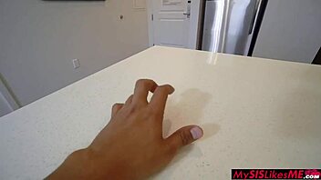 Smoking hot Savannah Sixx rides hard in doggystyle with deep cunilingus