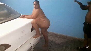 Curvy woman enjoys fun with two delivery friends in homemade video