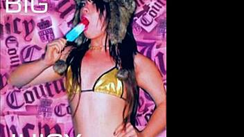 is ayesha erotica the ultimate superstar sensation?