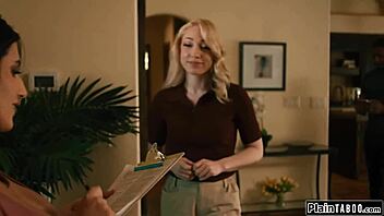 Divorcee dominates with deepthroat on big black cock in interracial threesome