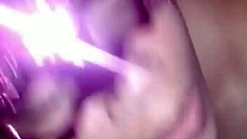 gozando e mijando no cu da puta gorda com boquete profundo