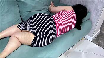 The woman's wide hips and big ass aroused the man and they had sex