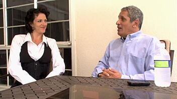 Wow, Roxanne Hall and Shay Golden learn wild group lessons!