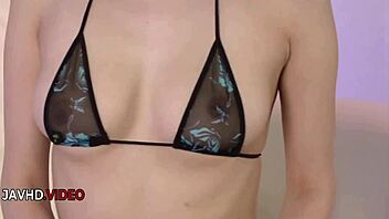 Hot Teen Nozomi Koizumi Gives Blowjob and Takes Facial