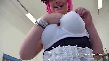 curvy slut kneels for rough triple anal double vaginal gaping session