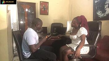 Oh Wow! Hx Pornstar Morez Got Fucked By The Press Guy Who Came To Interview Her!