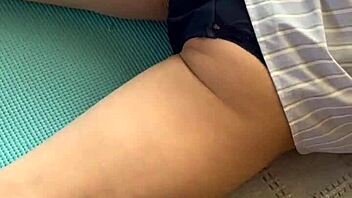 Oh Wow, Amateur Married Woman Who Loves Pussy Licking Gets Horny In Wedding Lingerie!