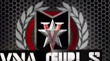 I love how Julia Ann opens wide for Nicki Hunter in this steamy lesbian finger play