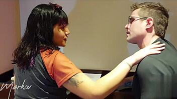 hey, this prostitute niece ends up giving her ass and squirting everywhere in wild action