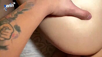 Famous Colombian Influencer Sucks And Fucks Manager