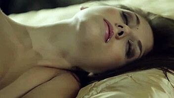 Blonde nerdy babe in glasses unleashes her femme fatale side!