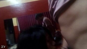 emo girl enjoys her solo time with amateurs