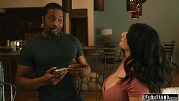 Divorcee dominates with deepthroat on big black cock in interracial threesome