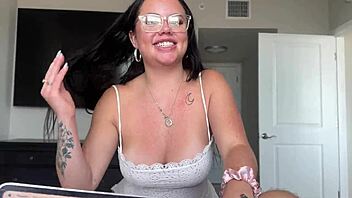 A relaxing break unfolds with girlfriend Madalina Moon in household fantasy by Scott Stark