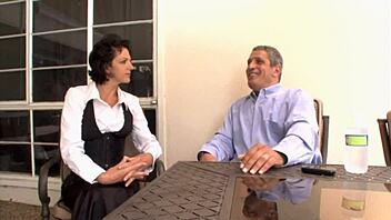 Wow, Roxanne Hall and Shay Golden learn wild group lessons!