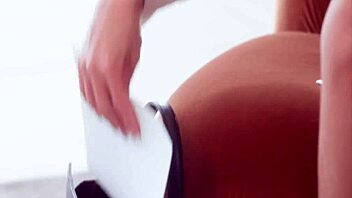 Whoa, this BBC-hungry blonde Addison Vodka is begging to get used like a toy in oiled interracial action 😈🍆