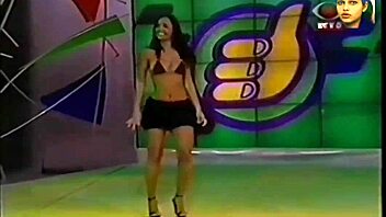 I strip down super positive like Daniela Reis in 2001 Brazil vibe
