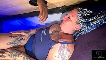 Hey, check out this wild milking table session