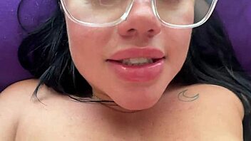 A relaxing break unfolds with girlfriend Madalina Moon in household fantasy by Scott Stark