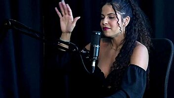 I Feel So Turned On By This Sensual Dance And Fetish Chat