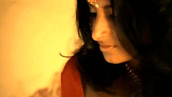 Gorgeous natural body on indian woman dancing sensual striptease