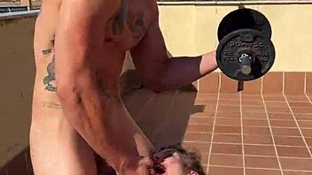 Hey check out chica helping gymbro with exercises - hardnikole payo pro