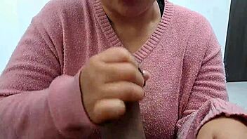 I'm having an affair with this Colombian BBW's big natural tits 😈