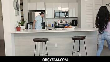 Hey Binky Beaz, what wild things did your sorority teach you in this steamy orgy?