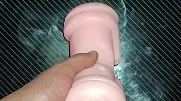 In the scene, Kissy offers up her vagina and performs a blowjob on the desk