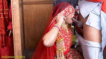 indian desi action in hindi with homemade sucking and kissing