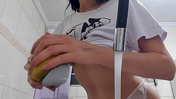 Oh wow, the faxineira is washing dishes with big tits out for mature Latina massage and masturbation sex