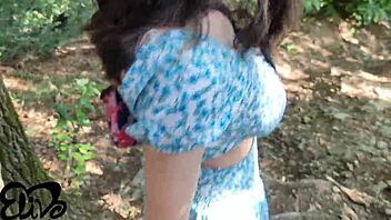 back from trip the massage therapist oils up her boyfriend's big caucasian cock