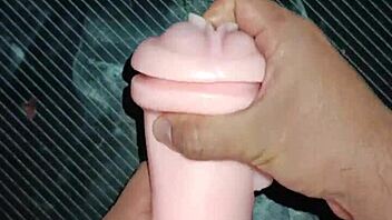 In the scene, Kissy offers up her vagina and performs a blowjob on the desk