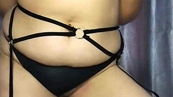 Oh wow do you like my chubby ass and hairy pussy only honest answers please