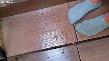 Amateur Flashes Huge Cock Outdoors For Public Handjob Cum