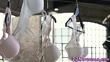 Natural Hottie Gets Cum After Riding That Hardcore Shaft!