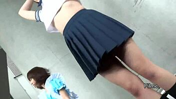 Hey, check out this fun cosplay in Filme-029-3