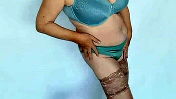 I always enjoy endless adventures with this mature busty milf in stockings and high heels