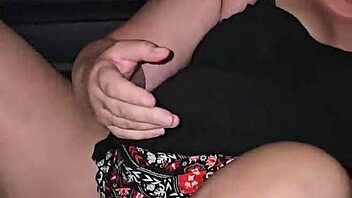 Milf squirt with huge dildo